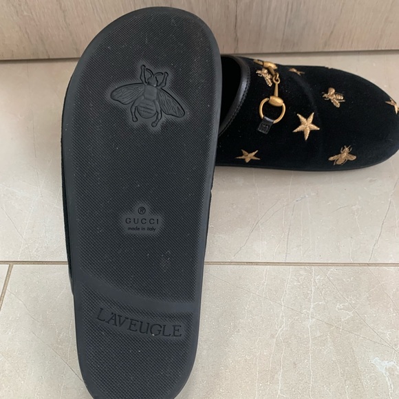 Gucci Velvet Bee Clogs - Picture 5 of 7